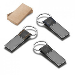 CHAVEIRO COURO E METAL